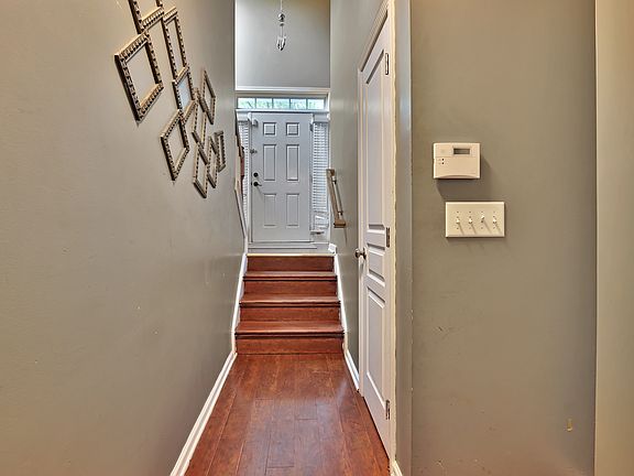 4th image of 615 Birch River Ln