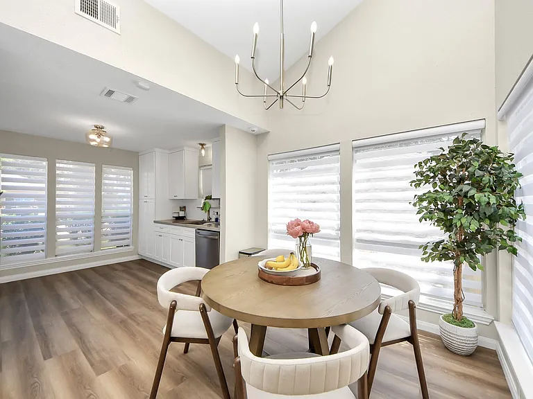 18019 Autumn Hills Dr — Photo 13
