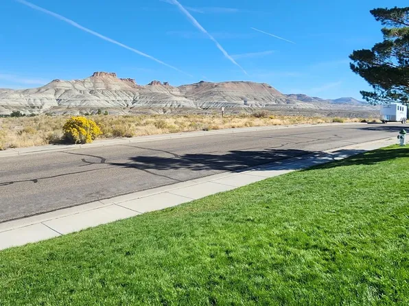 1730 Idaho St APT 3, Green River, WY 82935