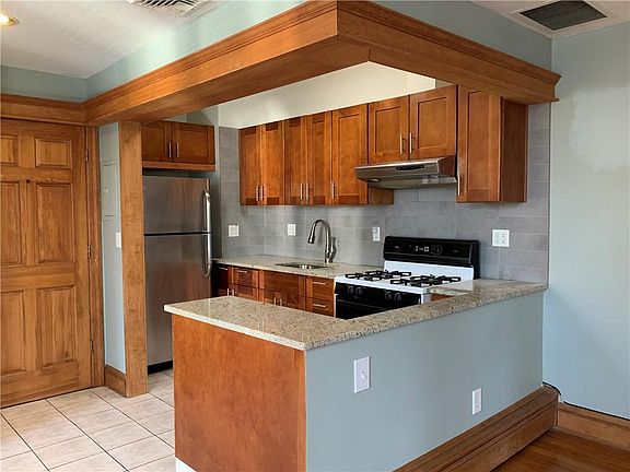 4th image of 6922 12th Ave APT 2F