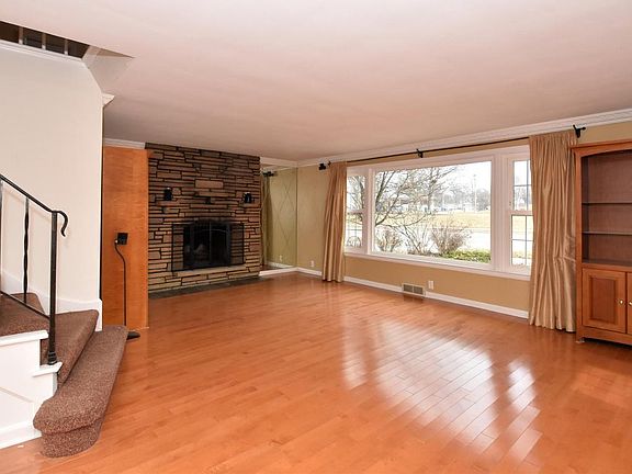 2nd image of 7200 West Locust STREET