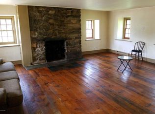 398 Fiddletown Rd, Kunkletown, PA 18058