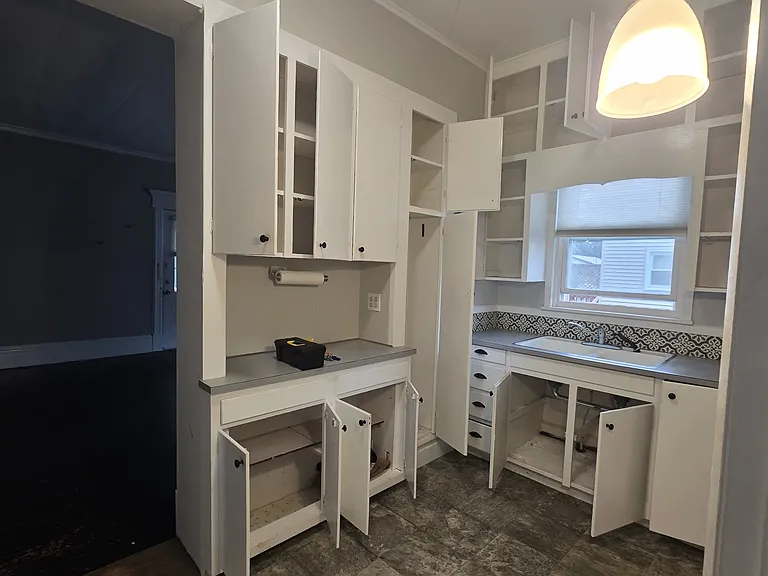 124 Kingsboro Ave #1 — Photo 6