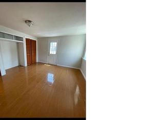 460 S Broadway #1, Yonkers, NY 10705