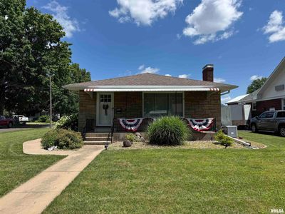 995 Brown Ave, Galesburg, IL, 61401