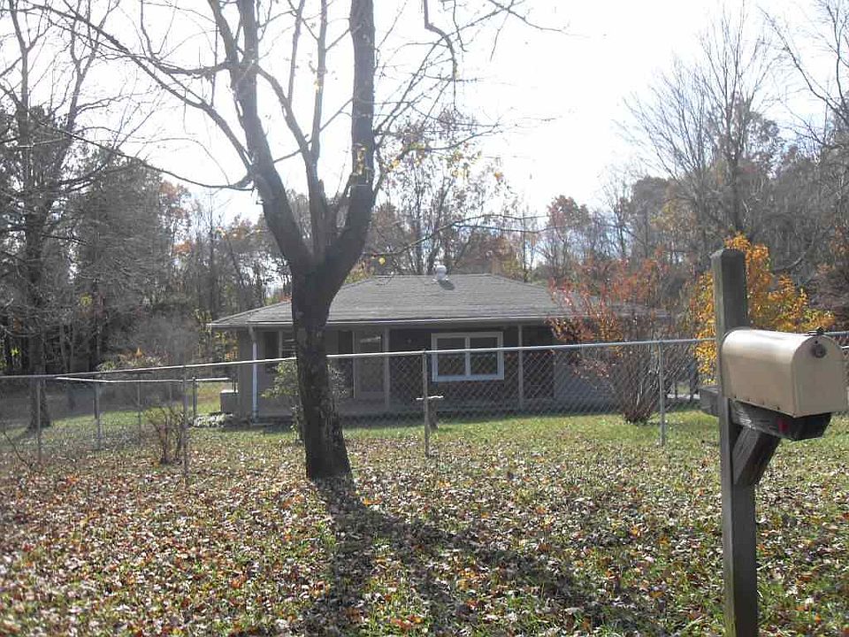 1st image of 124 Gibson Ln