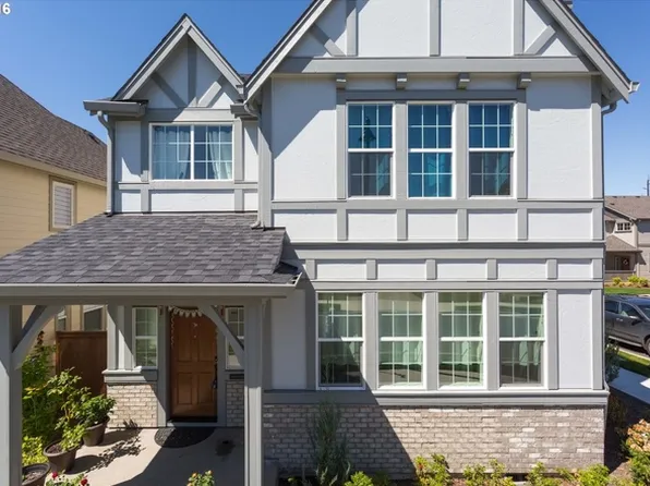 7697 NE Prefontaine St, Hillsboro, OR 97124