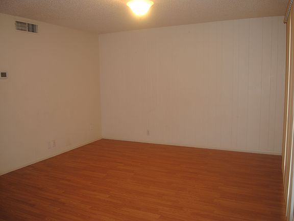 4th image of 3522 W Dunlap Ave #181