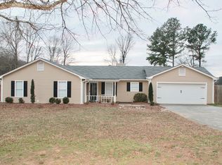 228 Blue Holly Dr NE, Calhoun, GA 30701