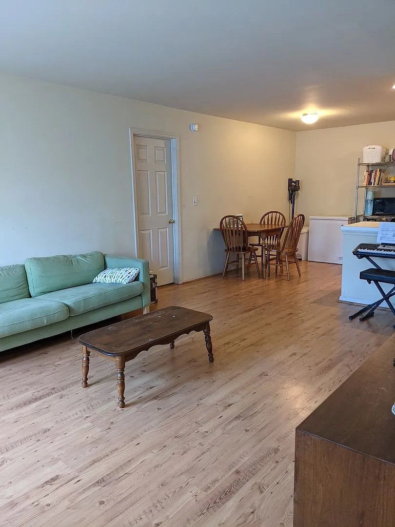 1273 Millpond Drive — Photo 1