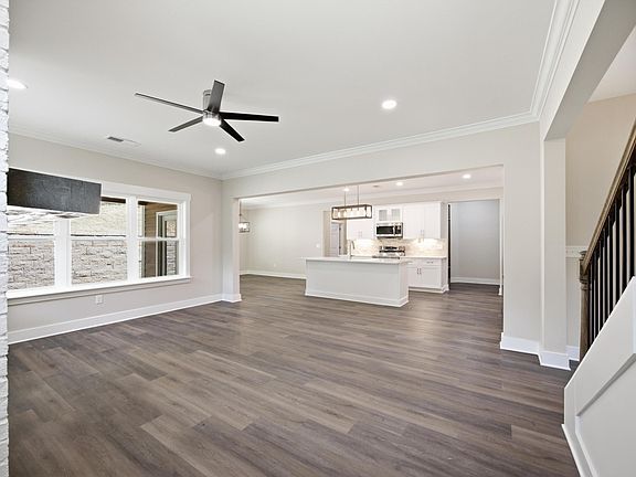 5th image of 5848 Grubb Rd