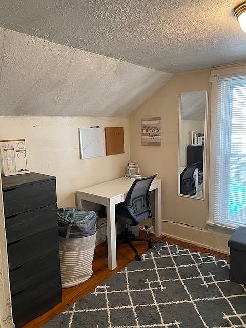 Upstairs bedroom