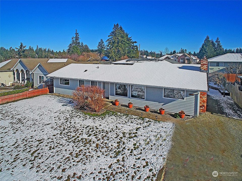 1st image of 326 Camaloch Drive