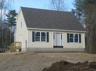 90 Coffeetown Rd, Deerfield, NH 03037