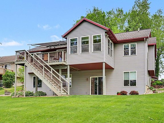 2nd image of 1818 Pratt Lk