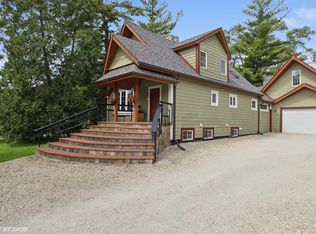 312 N Washington St, Westmont, IL 60559