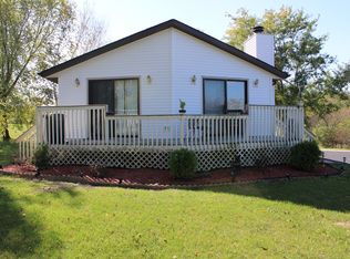 18-7 Lake Carroll Blvd, Lanark, IL 61046
