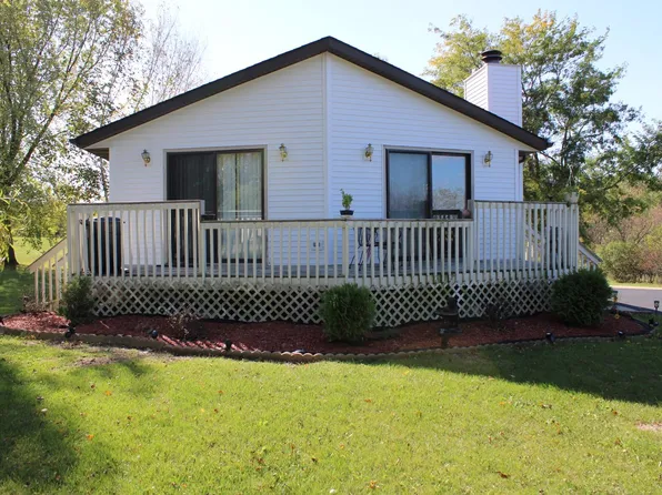 18-7 Lake Carroll Blvd, Lanark, IL 61046