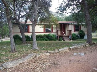 188 Derwen Dr, Fredericksburg, TX 78624