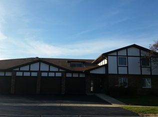 5000 W 122nd St APT 2A, Alsip, IL 60803