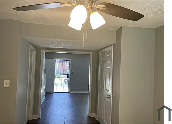 939 Silverwood Dr — Photo 7