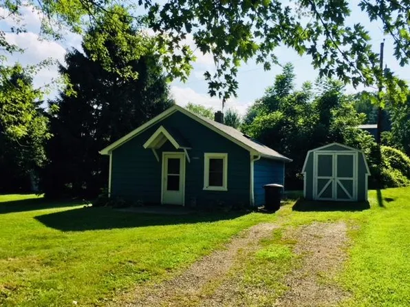 N3335 Ivy Rd, Lake Geneva, WI 53147