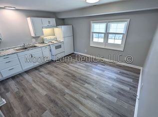 1300 Hebron Rd #1, Hendersonville, NC 28739