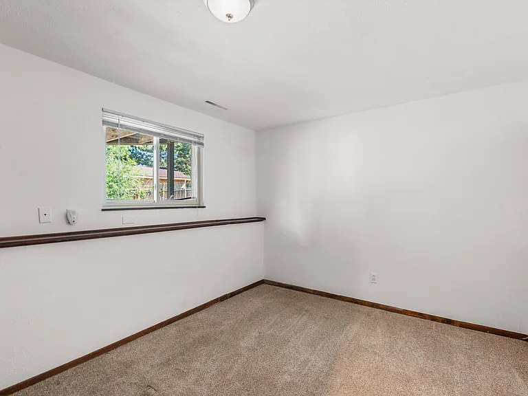 5916 Wolf Creek Pl — Photo 22