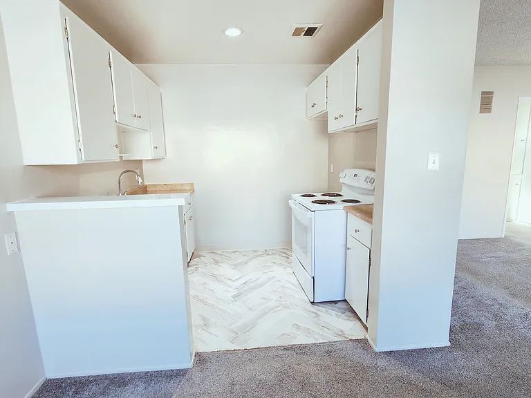 1815 Fremont Ave #7 — Photo 8
