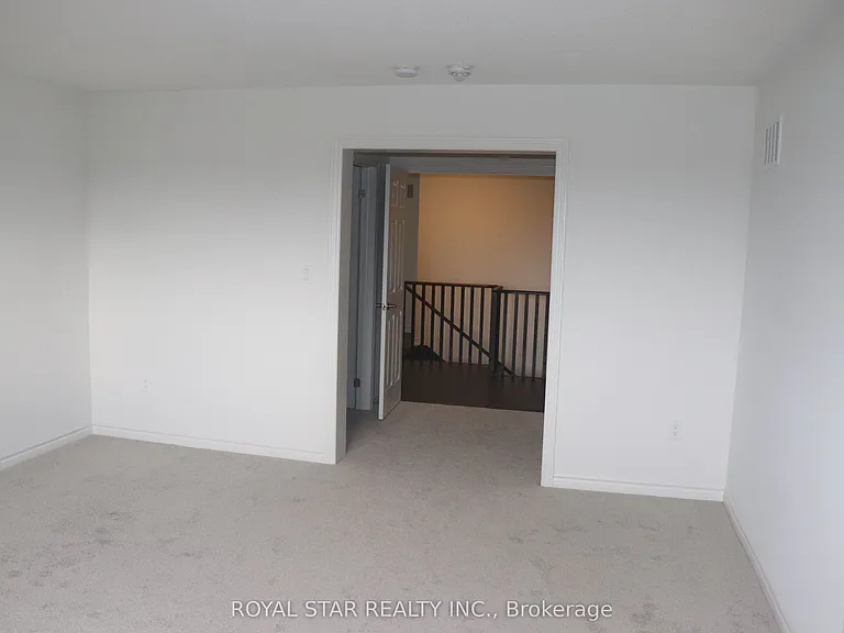 69 Bluebird Blvd — Photo 11