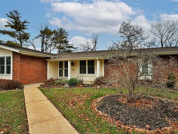 3rd image of 352 Hibler Ct