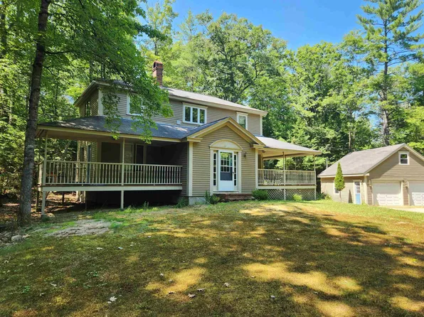 100 Colonial Circle, Harrison, ME 04040