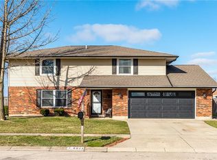 8871 Swinging Gate Dr, Dayton, OH 45424