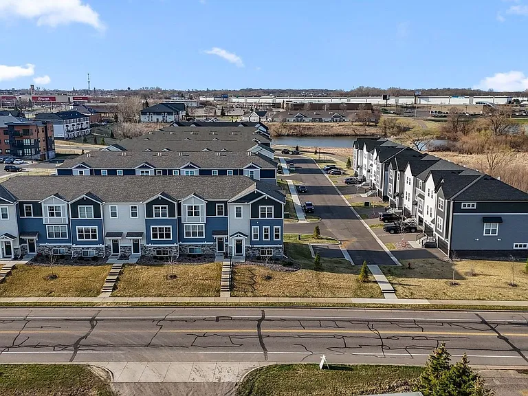 13685 Marsh View Trl — Photo 35
