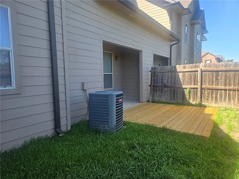 1425 W Villa Maria Rd #603 — Photo 9
