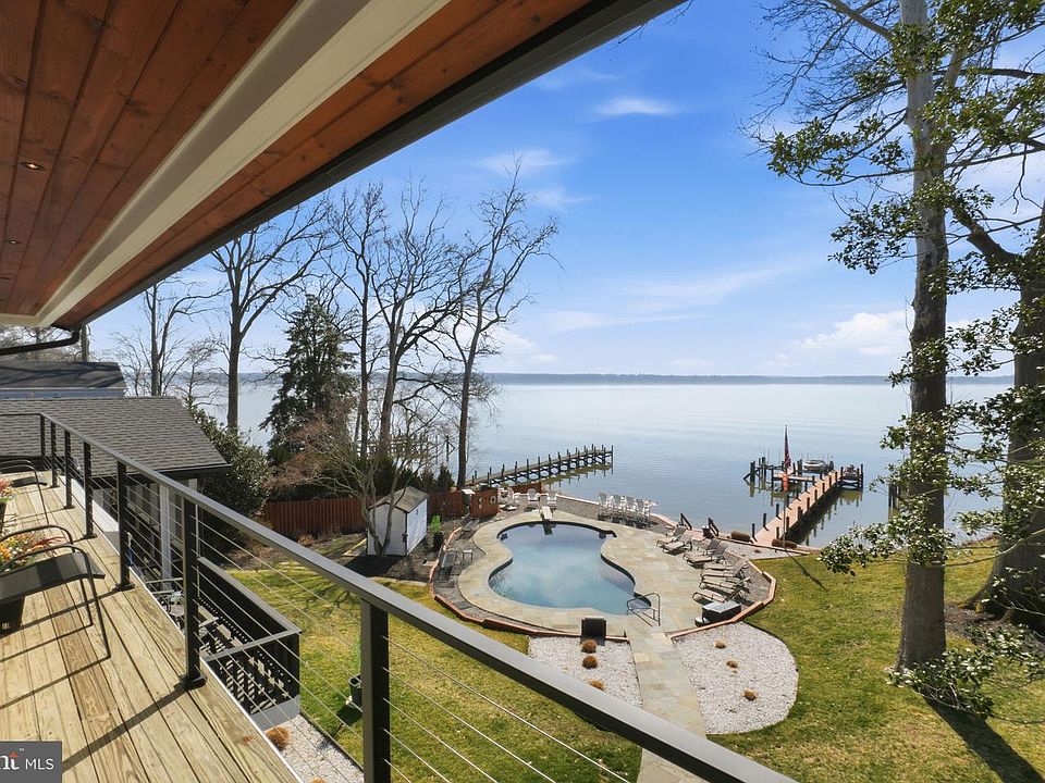 1st image of 6057 River Dr
