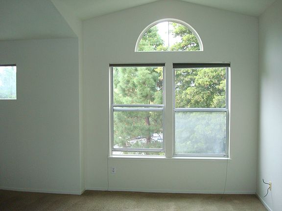 2nd image of 362 N Wildwood