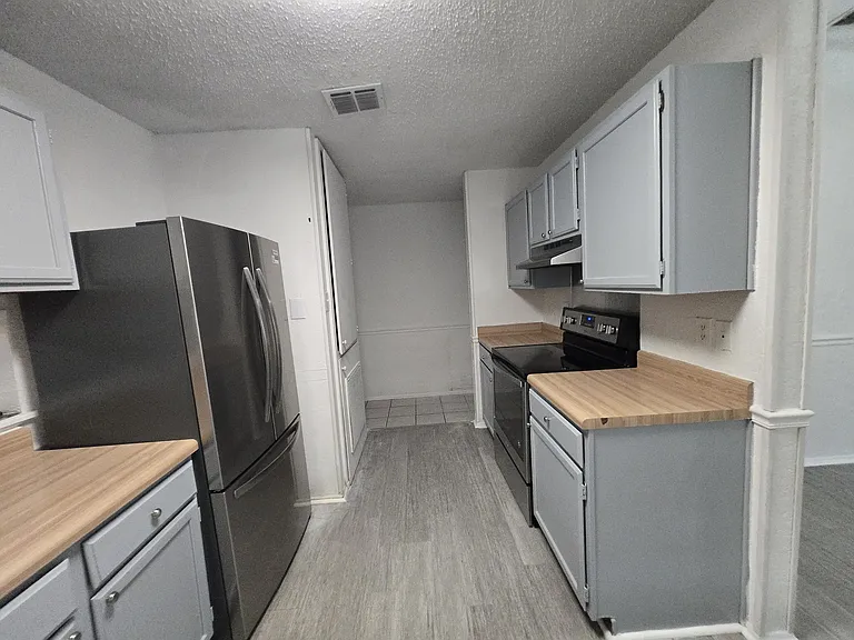 3210 Coral Grove Dr — Photo 26