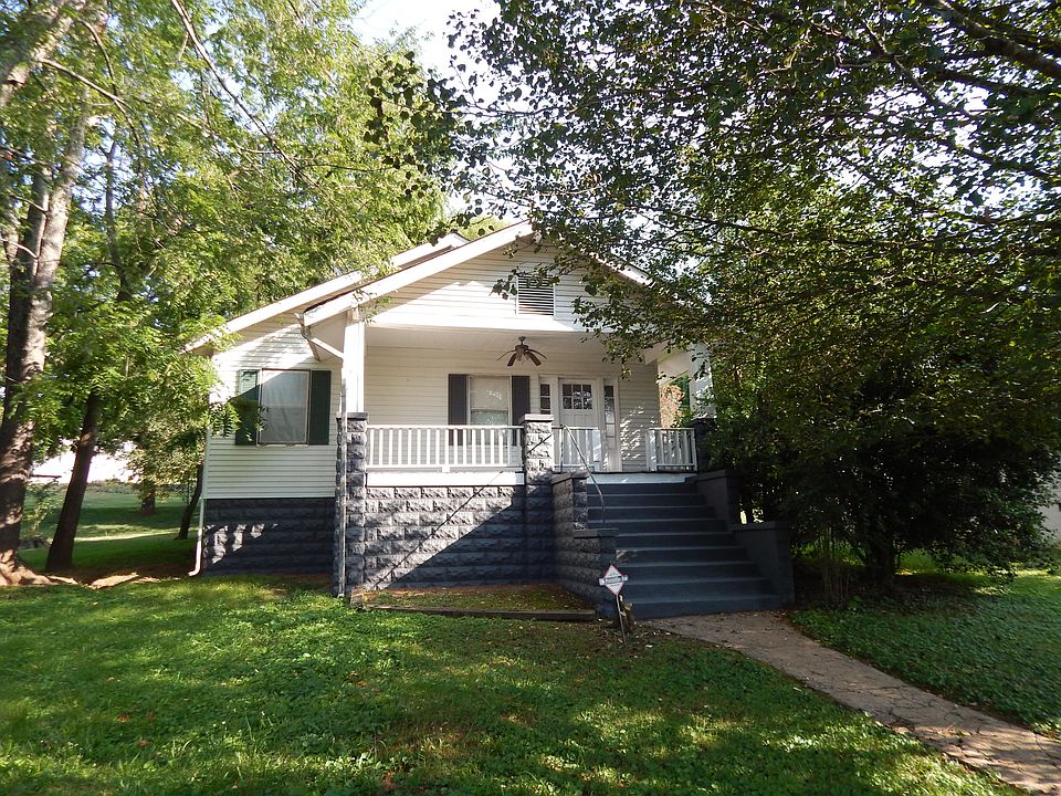1st image of 617 Midlake Dr