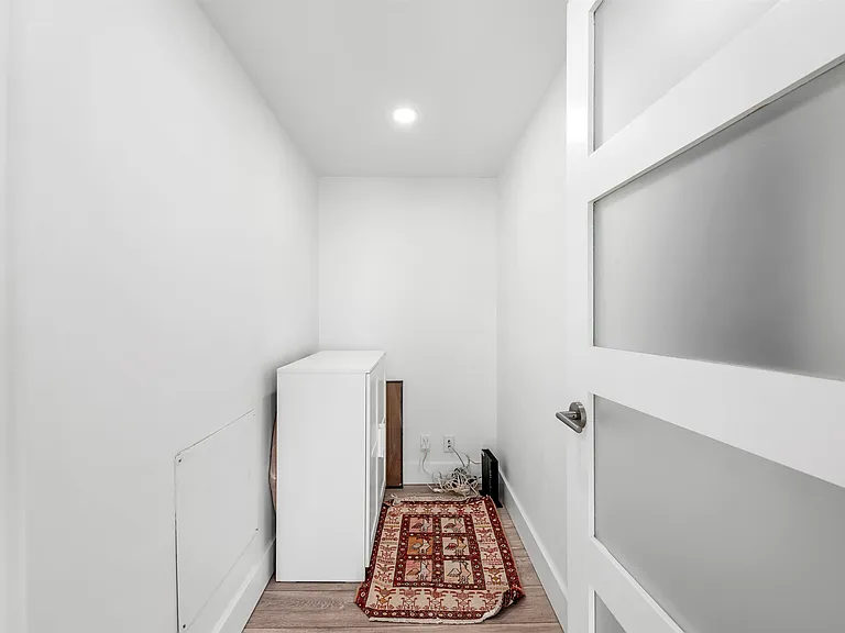 198 Aquarius Mews — Photo 4