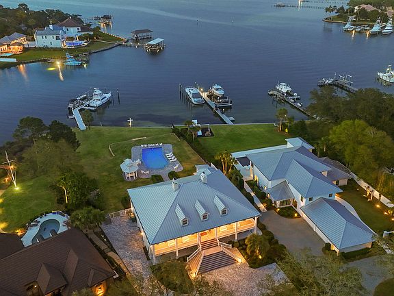5th image of 124 Indian Bayou Dr