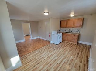 121 S Fulton St, Woodbridge, NJ 07095