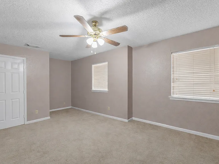 1222 Merry Oaks Dr — Photo 22