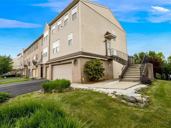 2535 Gillian Ln, Easton, PA 18040