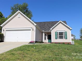 862 Loch Lomond Cir, Concord, NC 28025