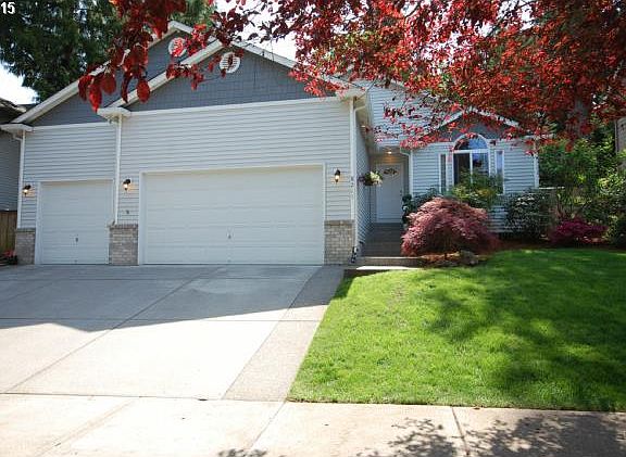 2nd image of 8211 NE 16th St