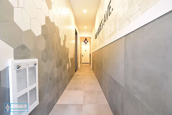 Rented by null | media 9