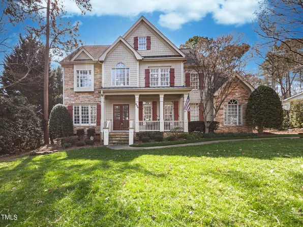805 Crossway Ln, Holly Springs, NC 27540
