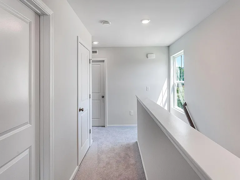 253 Peebles Dr — Photo 12
