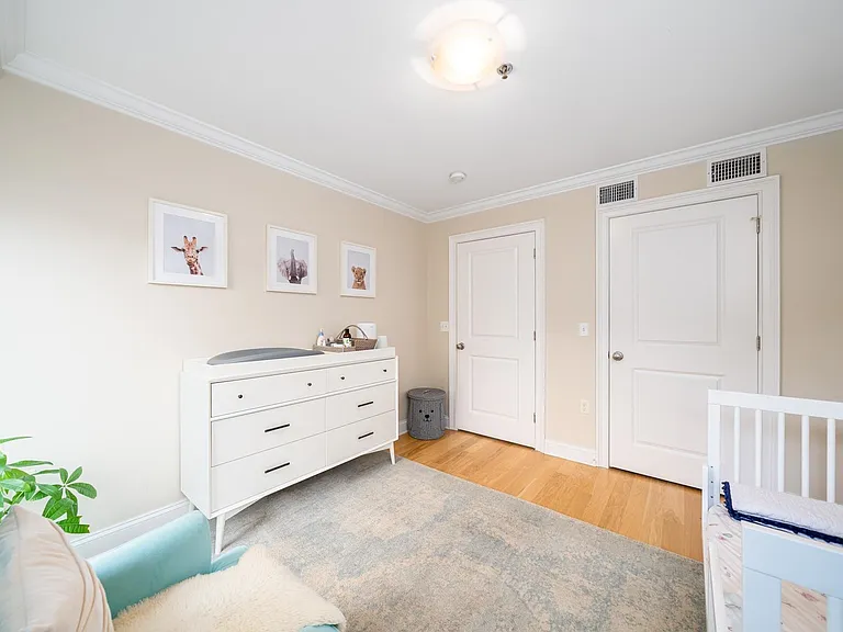 510 Park Ave #3 — Photo 16